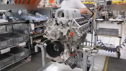 探索宾利V8发动机与汽车内饰件的非凡工艺